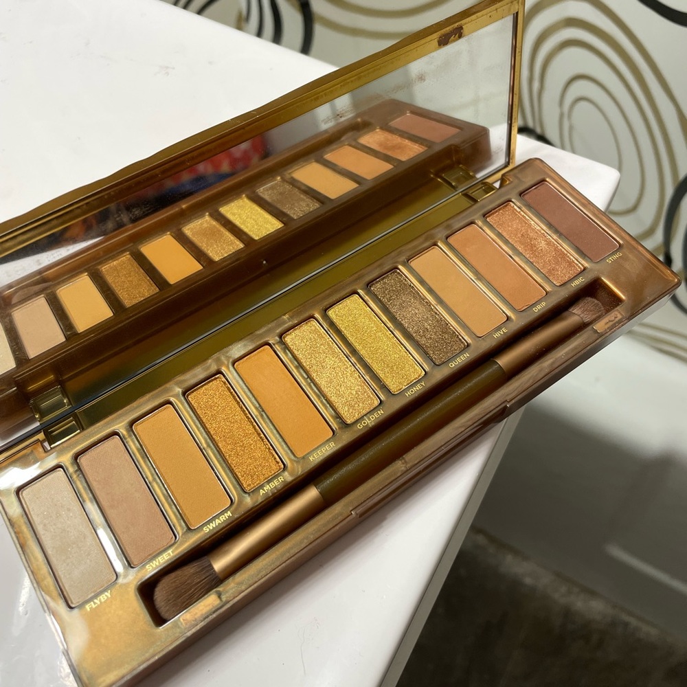 Urban Decay Honey Palette